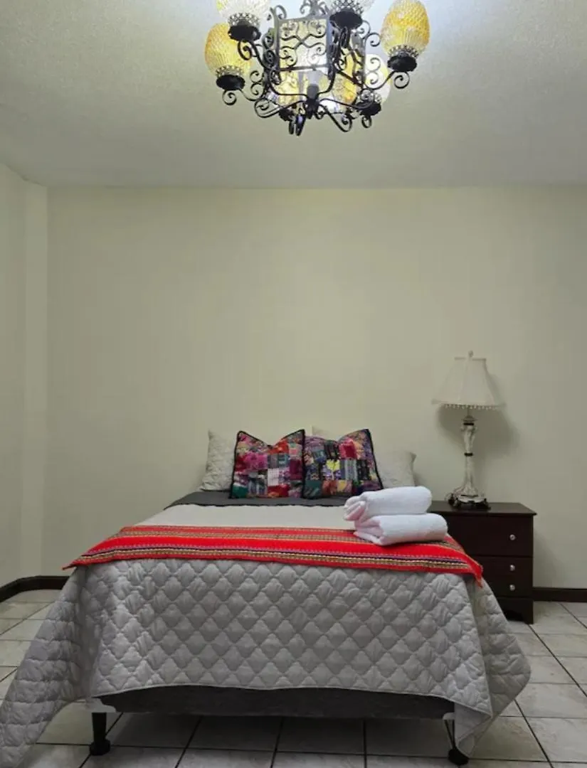 A 3 Minutos Del Aeropuerto Apartment Guatemala City Homestay